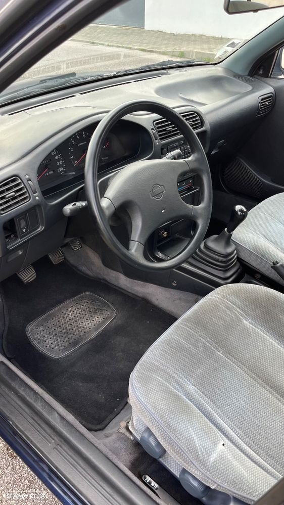 Nissan Sunny Hatchback 1.4 SLX - 4