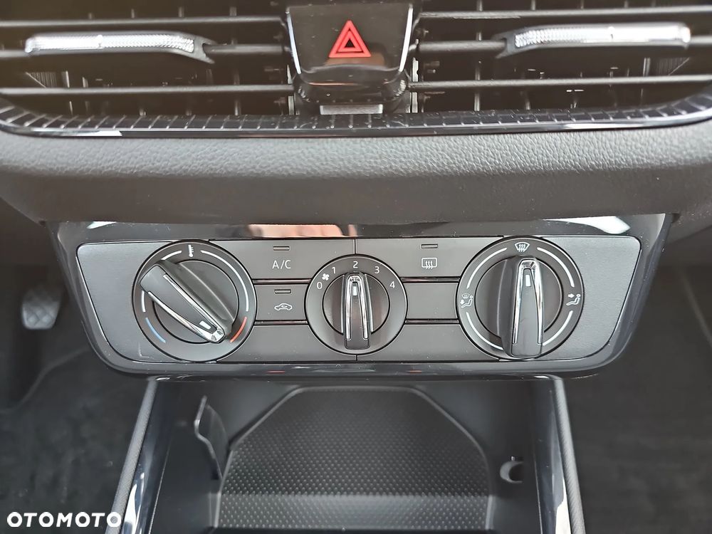 Skoda Fabia 1.0 TSI Selection - 21