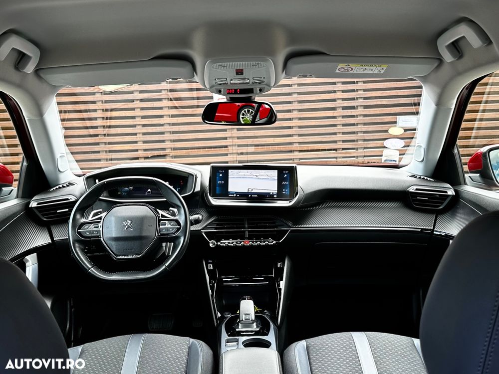 Peugeot 2008 PureTech 130 EAT8 Allure Pack - 13