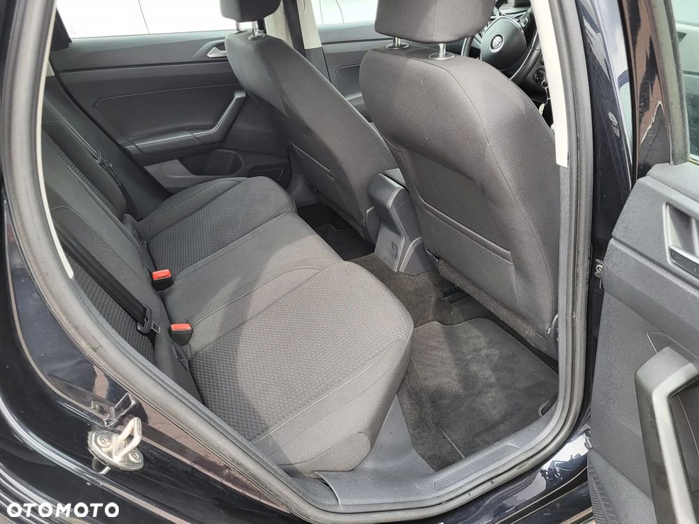 Volkswagen Polo - 28