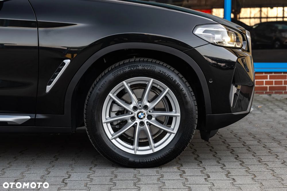 BMW X3 sDrive18d Advantage - 12