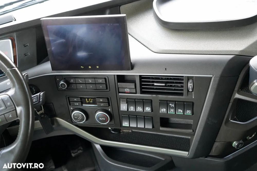 Volvo FH 500 / XXL / I-SAVE / LOWDECK / MEGA / I-PARK COOL / TV / JANTE DIN ALIAJ / CONTRACT DE REPARAȚIE POST-SERVICE - 30