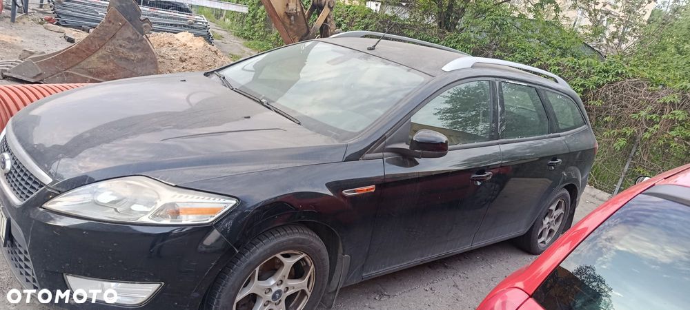 Ford Mondeo 2.0 Ambiente - 2