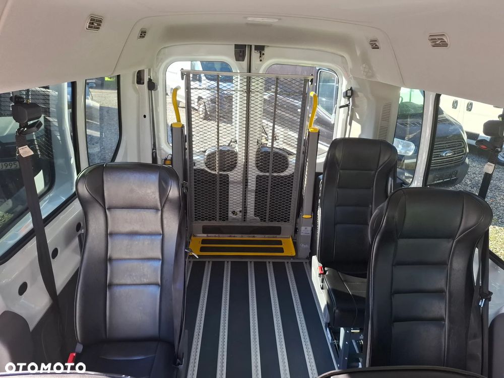 Ford Transit - 30