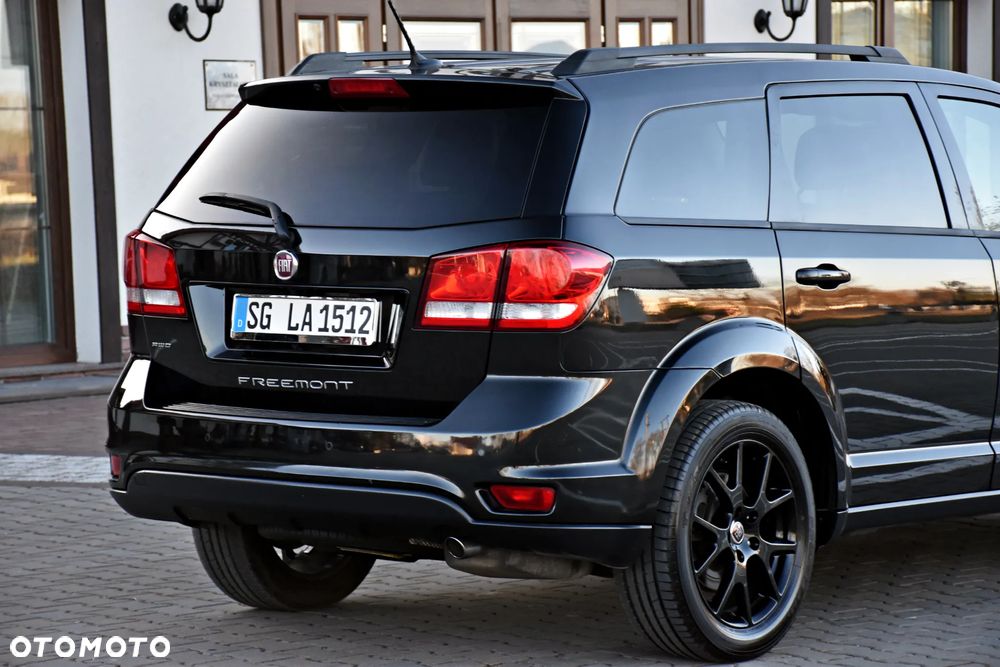 Fiat Freemont 2.0 Multijet 16V DPF Automatik Allrad Black Code - 24