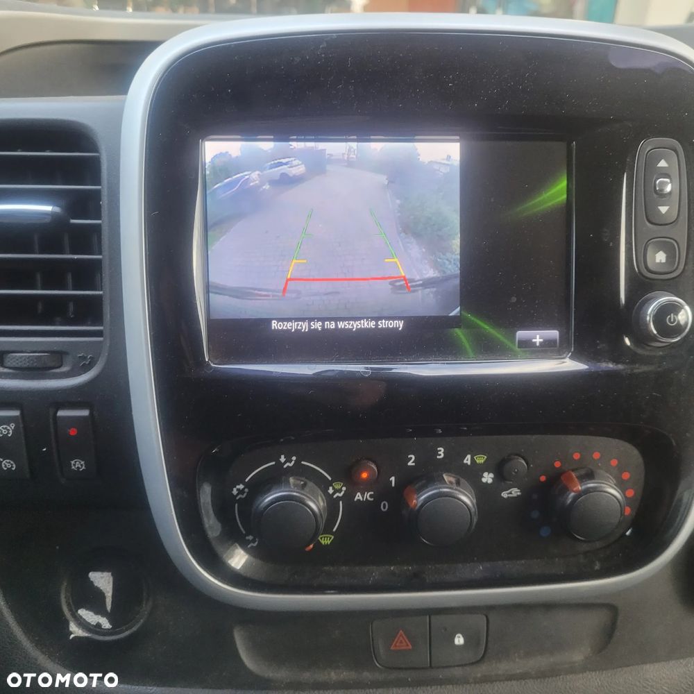 Renault Trafic - 15