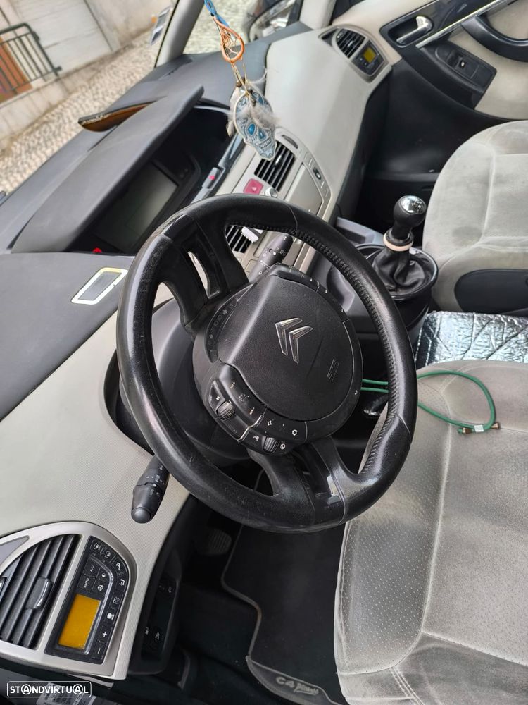 Citroën C4 Grand Picasso 1.6 HDi Exclusive - 4