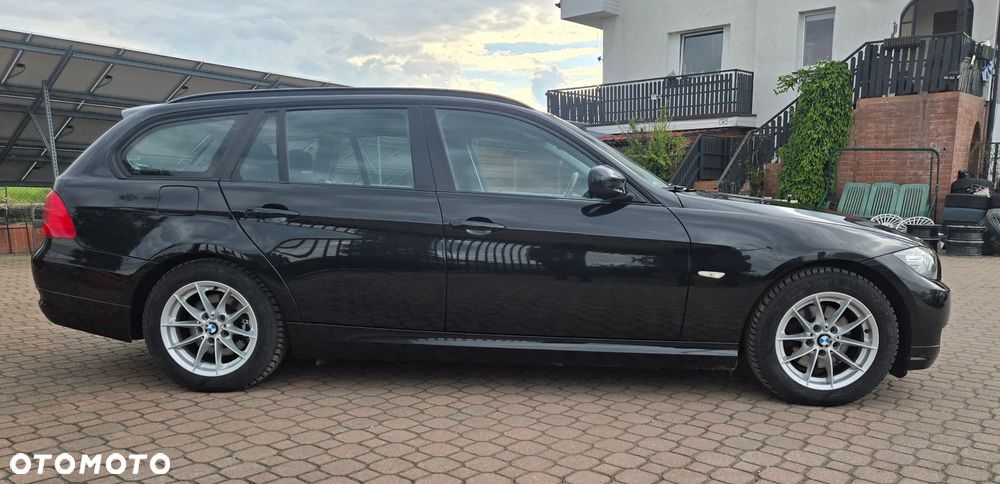 BMW Seria 3 318i Edition Exclusive - 5