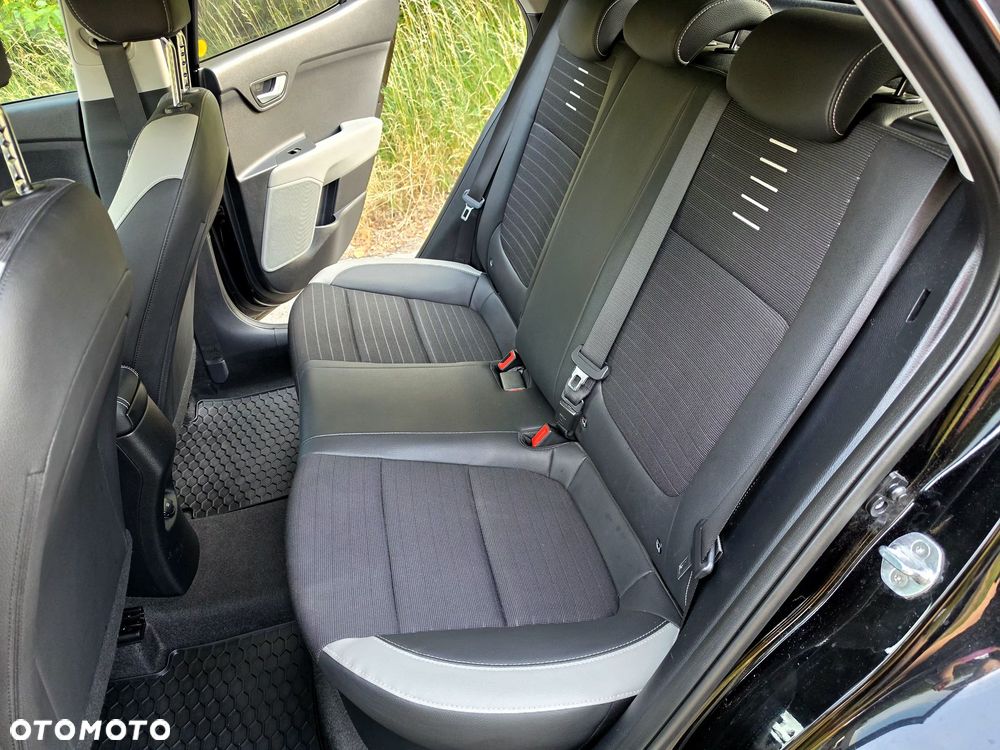 Kia Stonic 1.4 L - 17