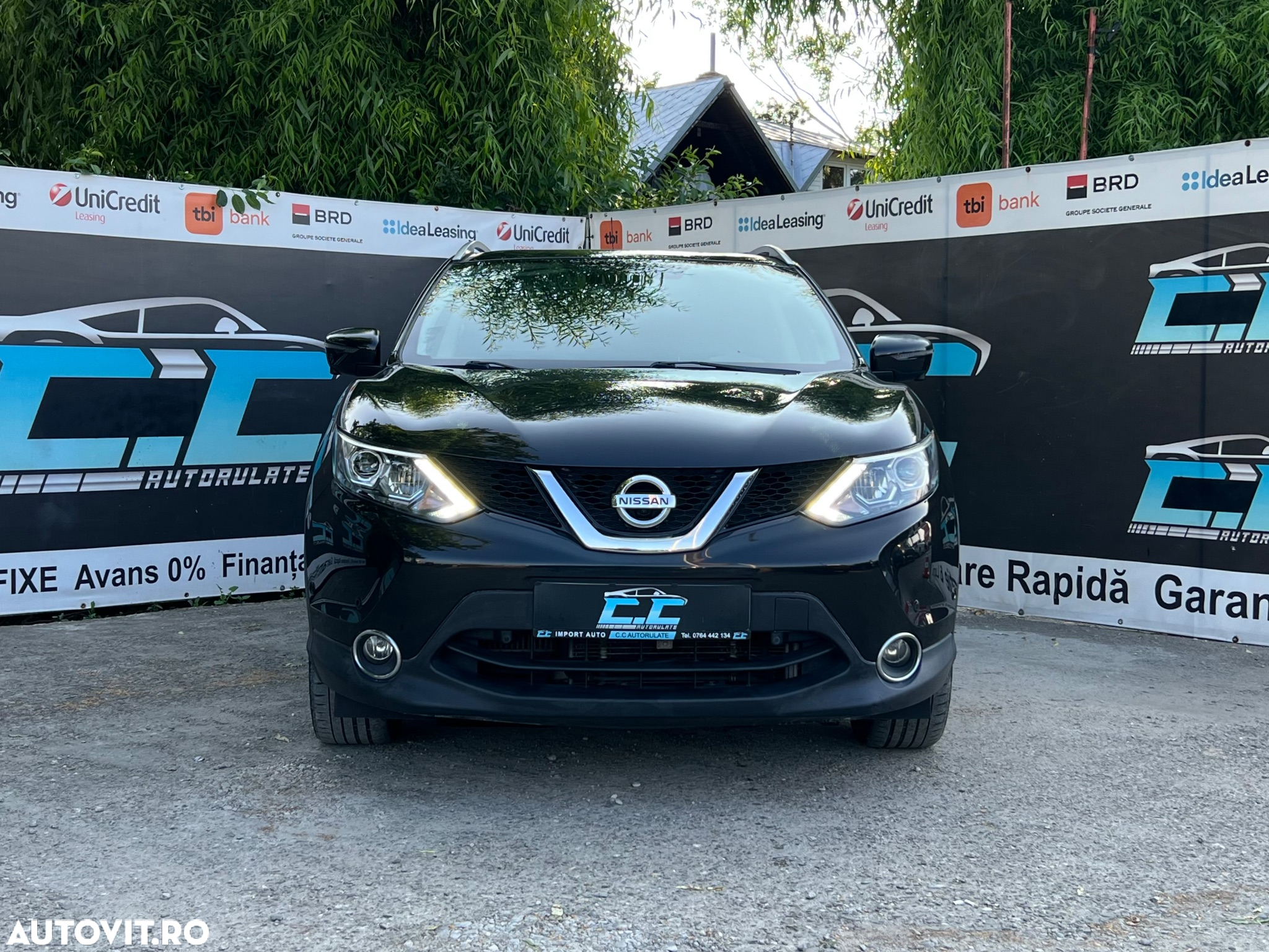 Nissan Qashqai 1.6 DCI Start/Stop X-TRONIC Tekna - 2
