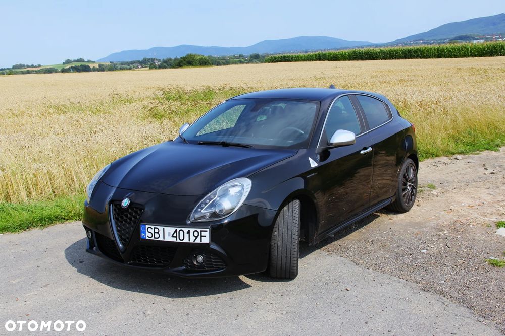 Alfa Romeo Giulietta 1750 TBi Quadrifoglio Verde - 2
