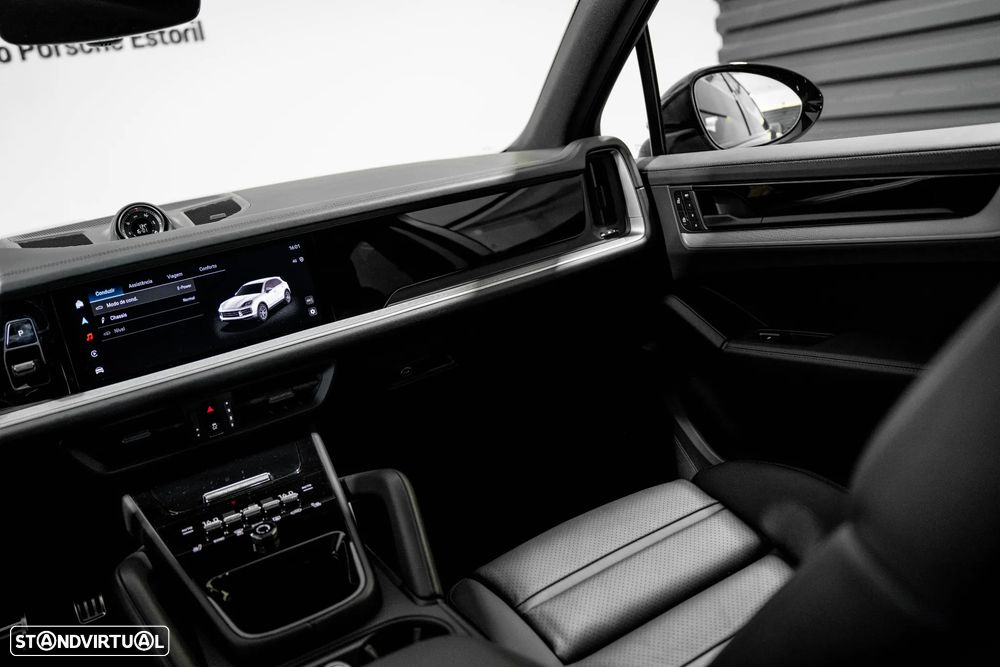 Porsche Cayenne E-Hybrid Tiptronic S - 37