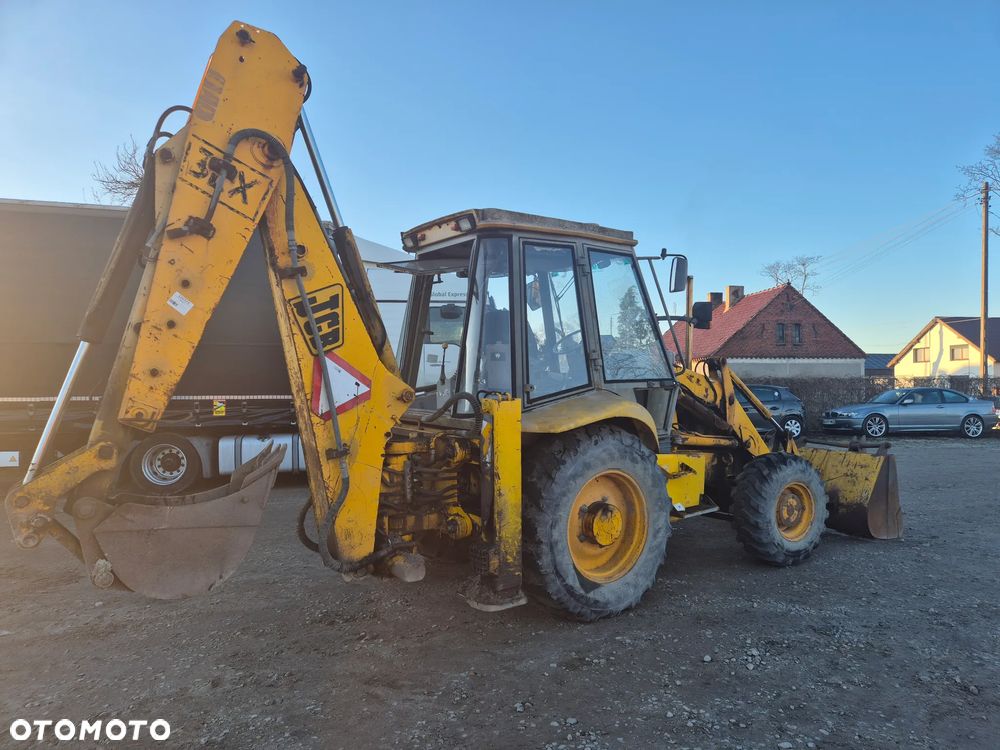 JCB 3CX - 4