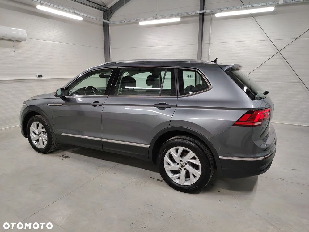 Volkswagen Tiguan Allspace 2.0 TDI SCR 4Motion DSG Elegance - 9