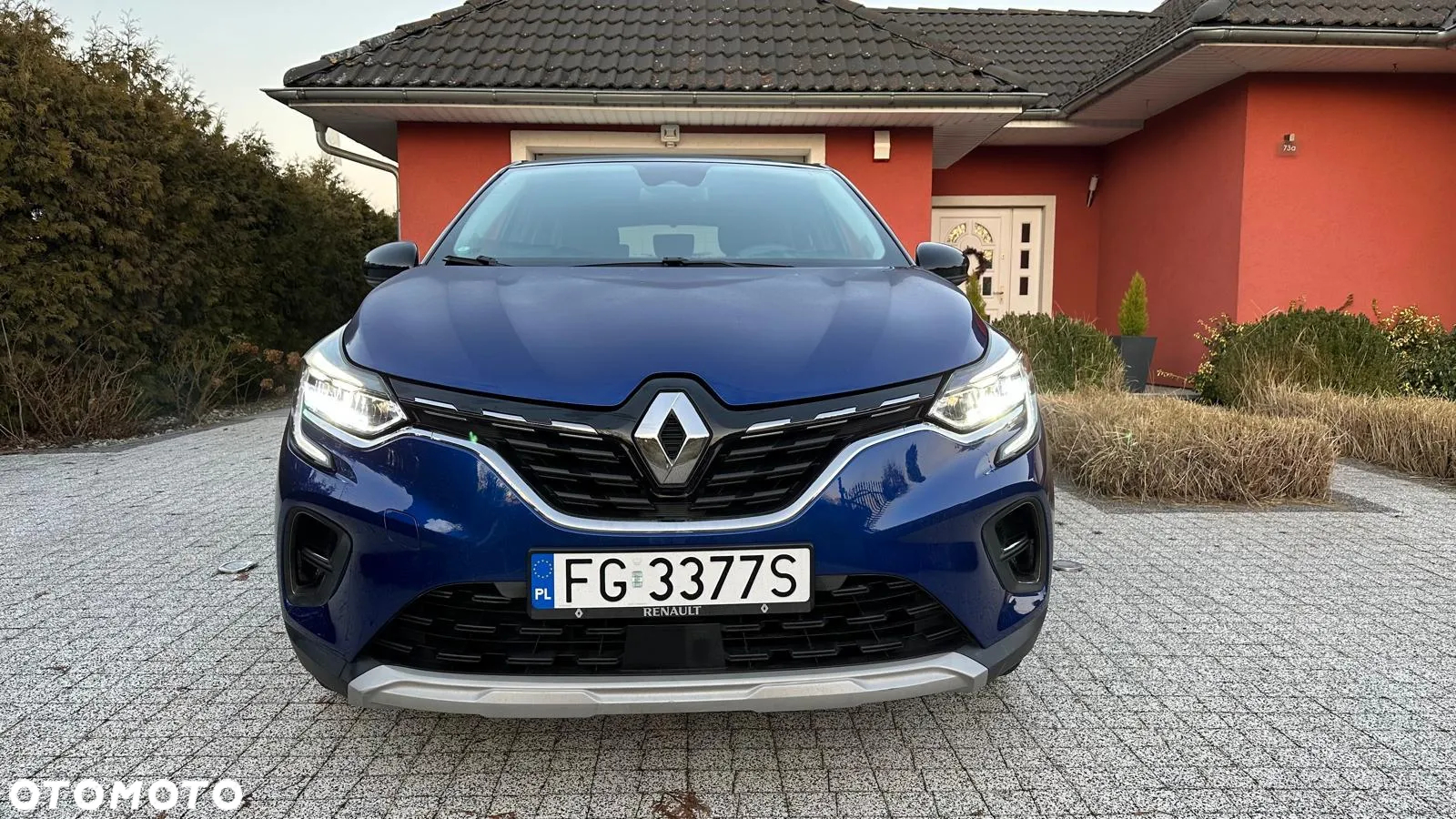 Renault Captur 1.6 E-TECH Full Hybrid 145 Techno - 4
