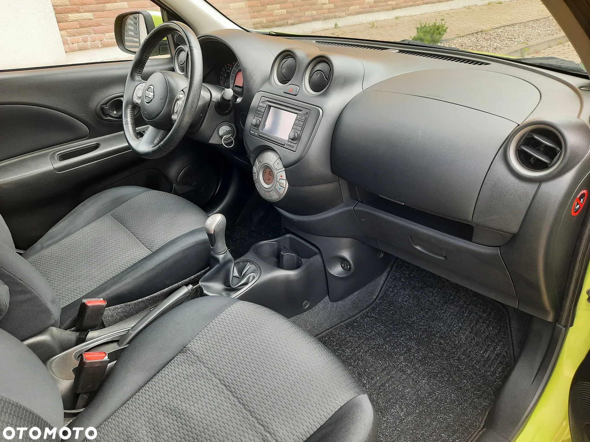 Nissan Micra 1.2 Visia AC/CD - 10