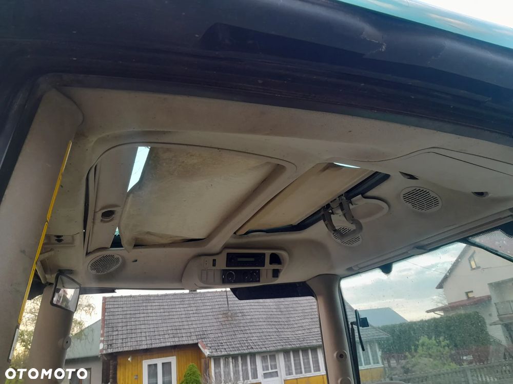 John Deere 6105R - 10