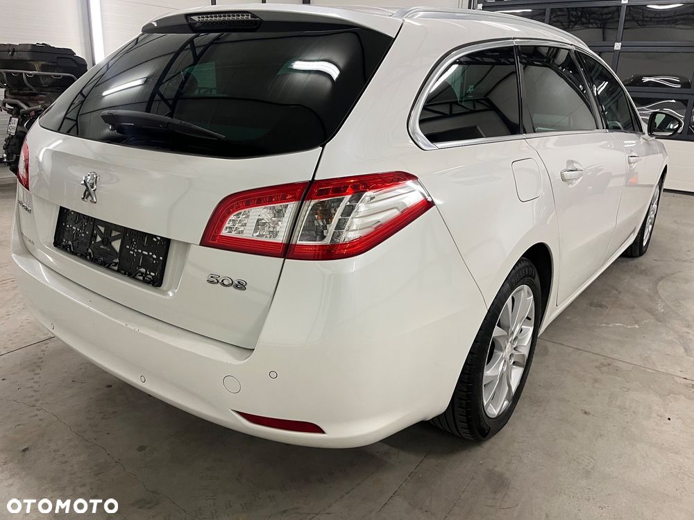 Peugeot 508 SW BlueHDi 120 EAT6 Stop&Start Allure - 27