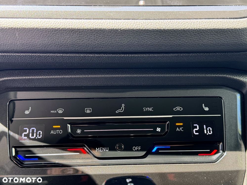 Volkswagen Tiguan 2.0 TDI SCR 4Mot Life DSG - 24