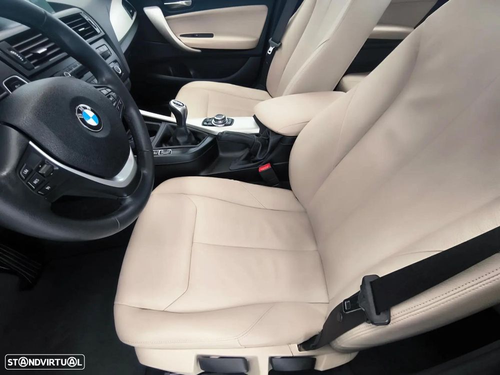 BMW 118 d Line Sport - 41