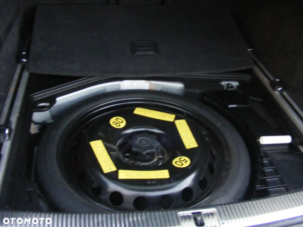 Audi A6 Avant 3.0 TDI Quattro S tronic - 12