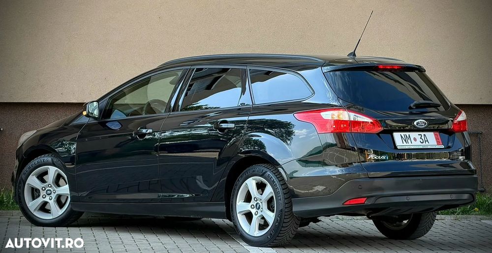 Ford Focus 1.6 TDCi DPF SYNC Edition - 4