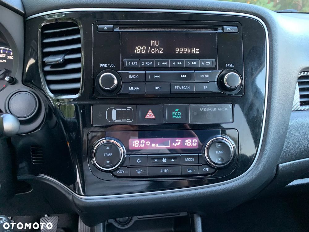 Mitsubishi Outlander - 27