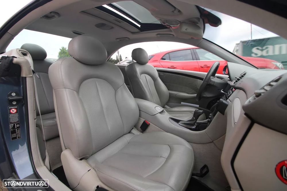 Mercedes-Benz CLK 240 - 24