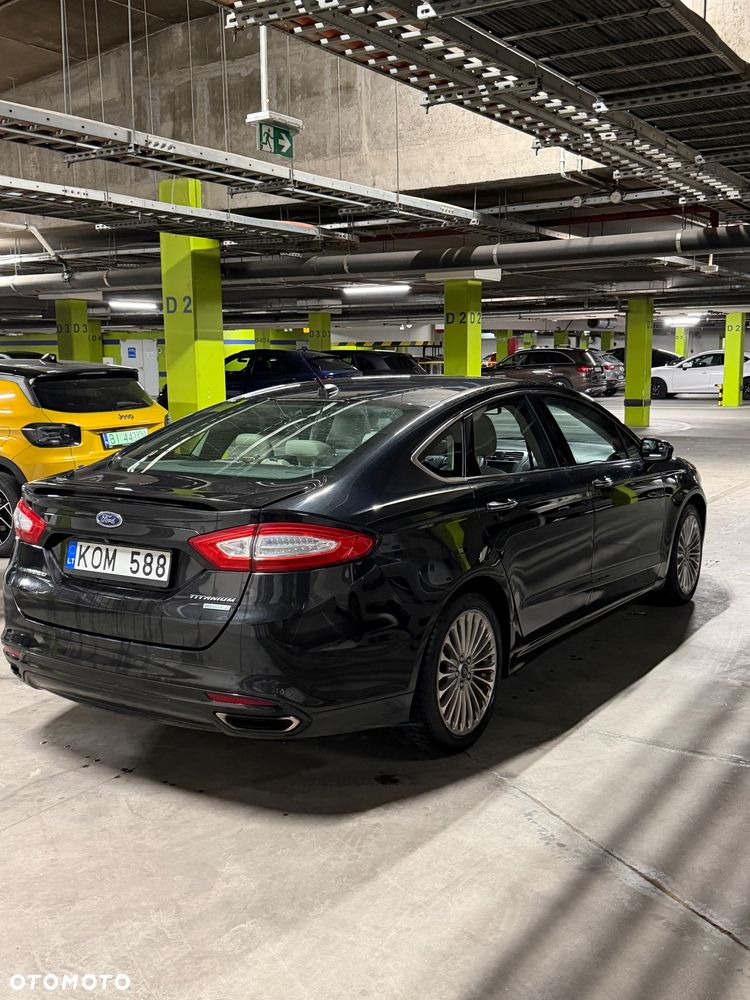 Ford Fusion - 6