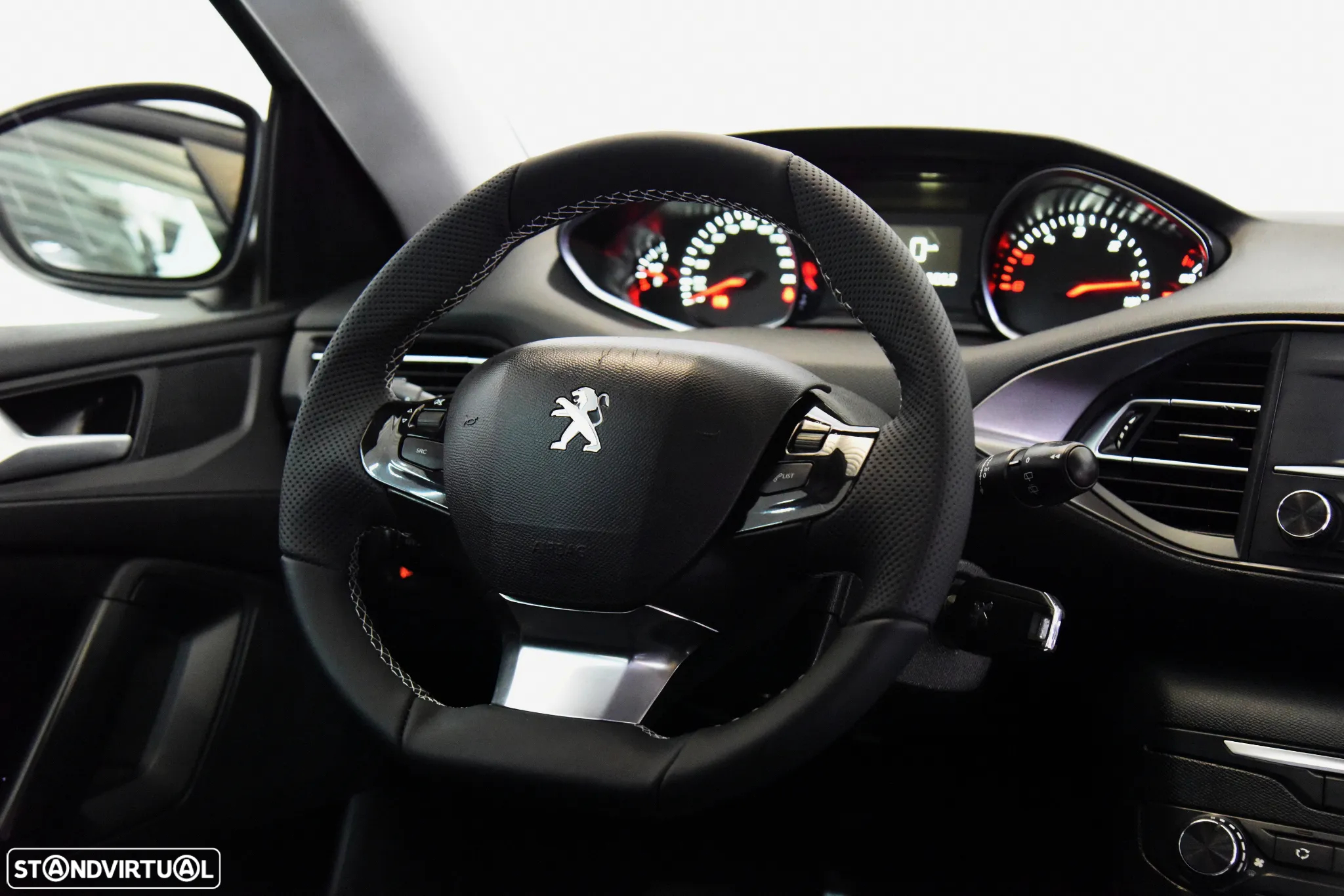 Peugeot 308 1.5 BlueHDi Style - 11