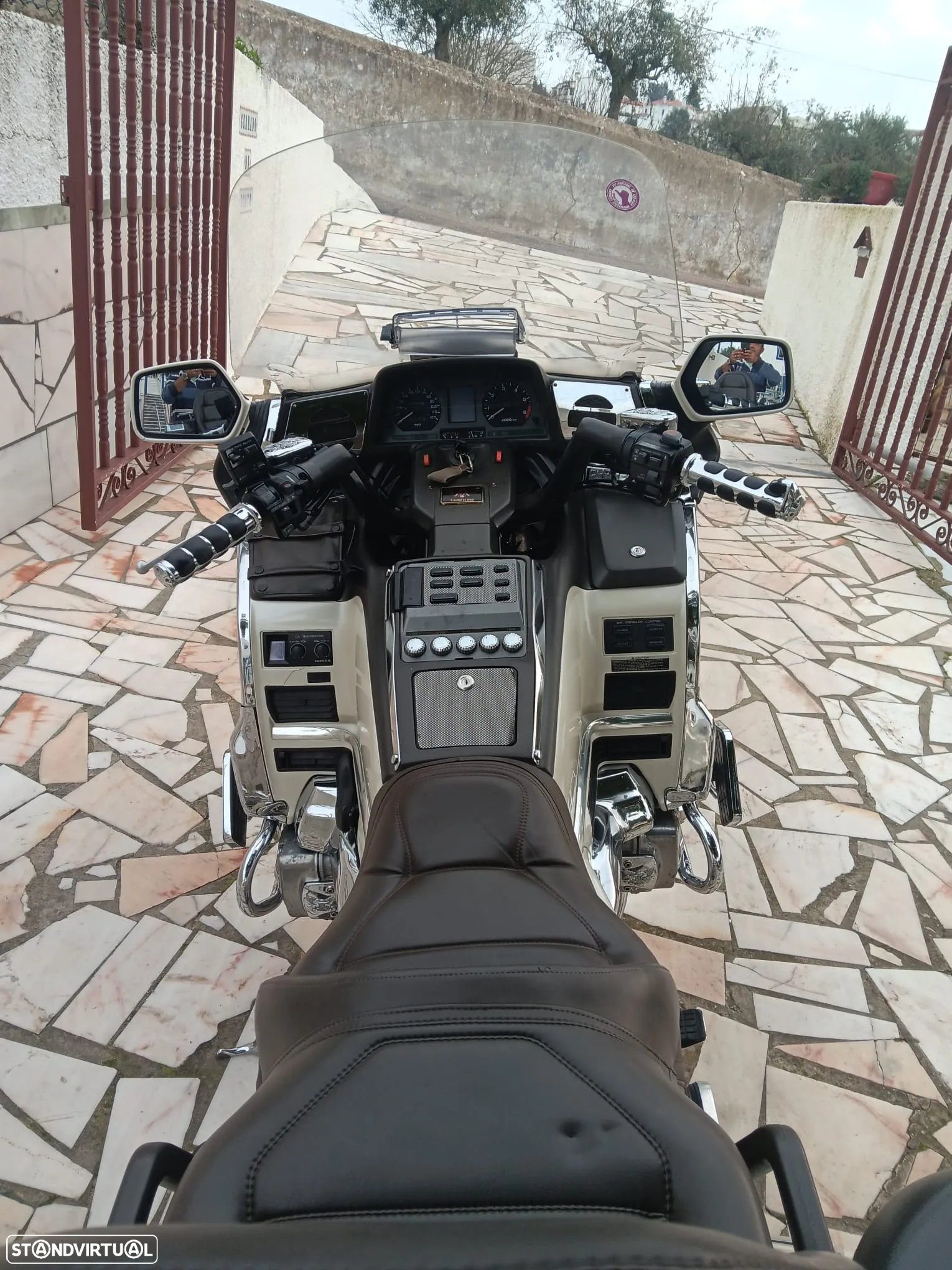 Honda Goldwing - 8