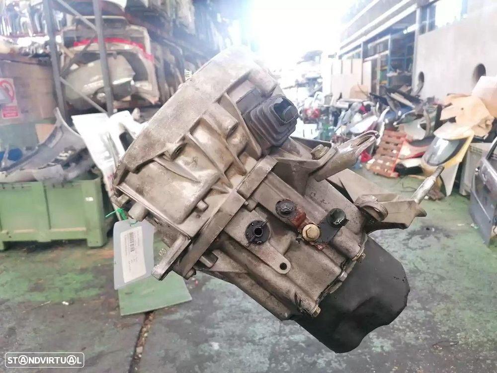 CAIXA VELOCIDADES DACIA LOGAN 2005 -JH3052 - 1