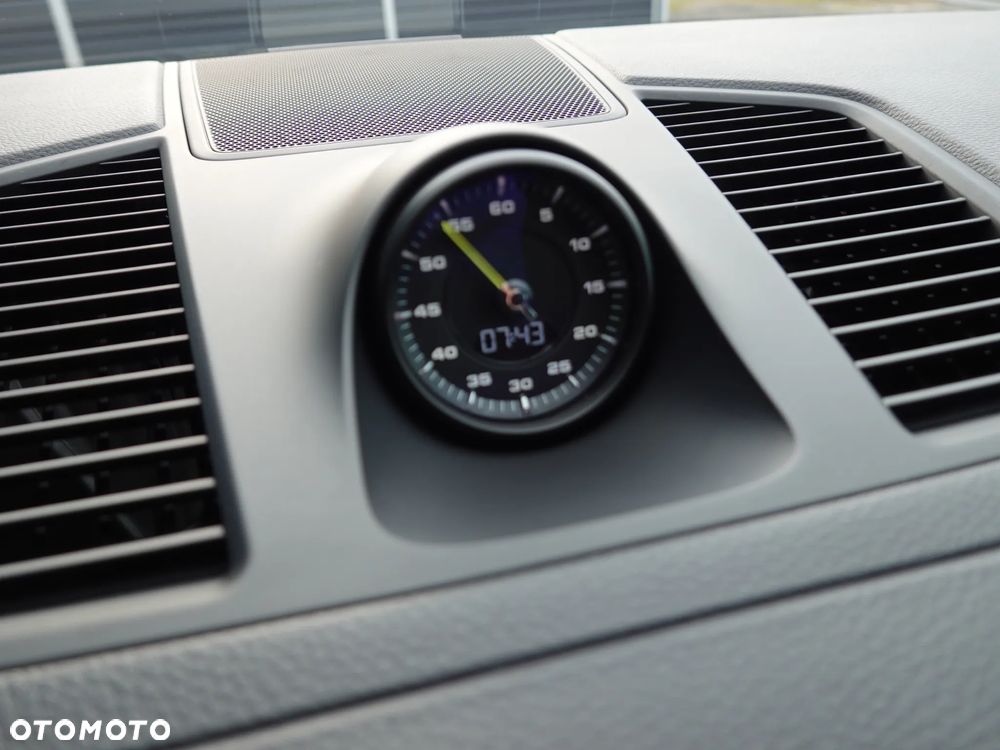 Porsche Cayenne S E-Hybrid Platinum Edition - 23