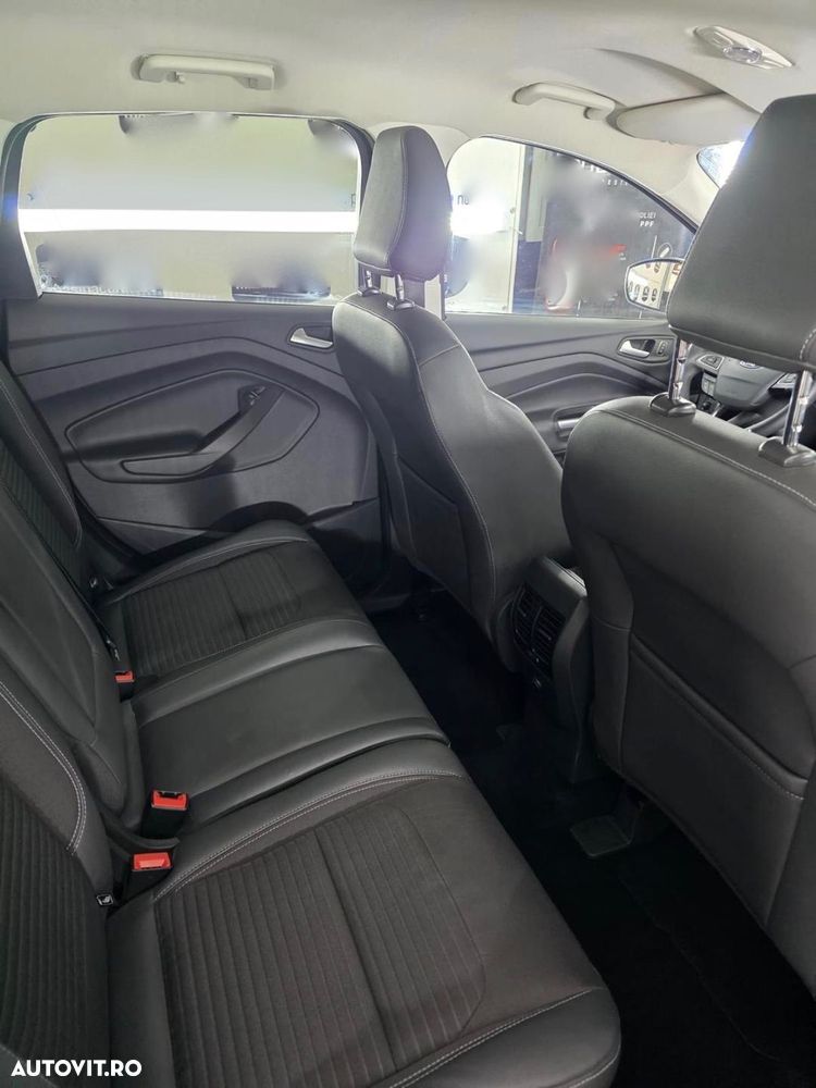 Ford Kuga 2.0 TDCi 4WD Titanium - 18