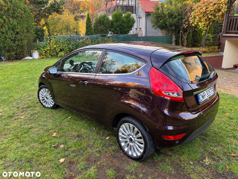 Ford Fiesta - 6