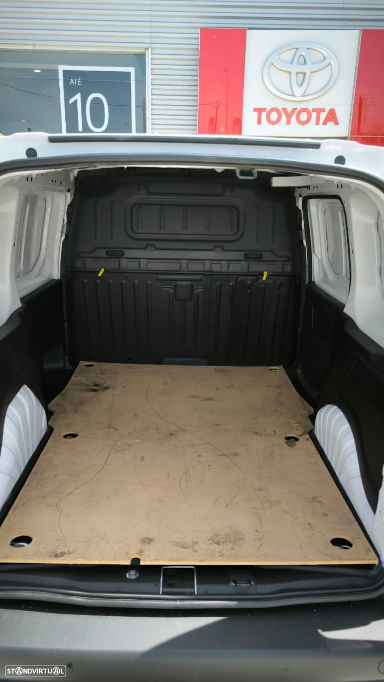 Toyota Proace - 10