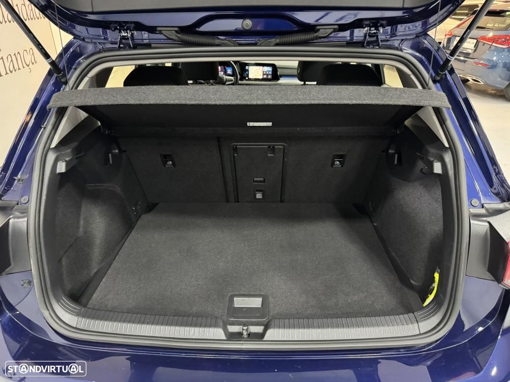 VW Golf 1.0 TSI Life - 45