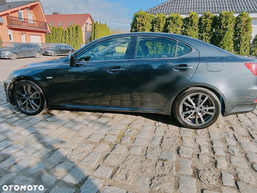 Lexus IS 250 Prestige - 8