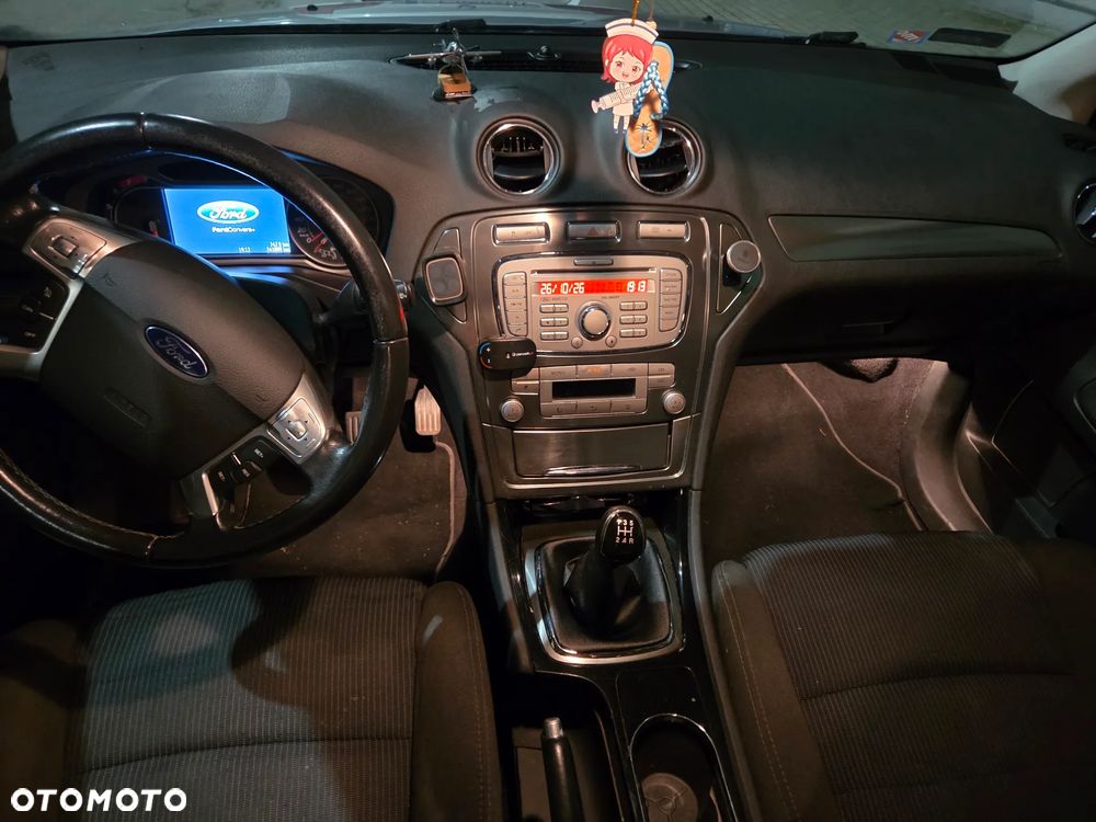 Ford Mondeo 2.0 Platinium X - 12