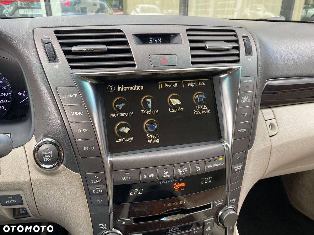 Lexus LS - 17