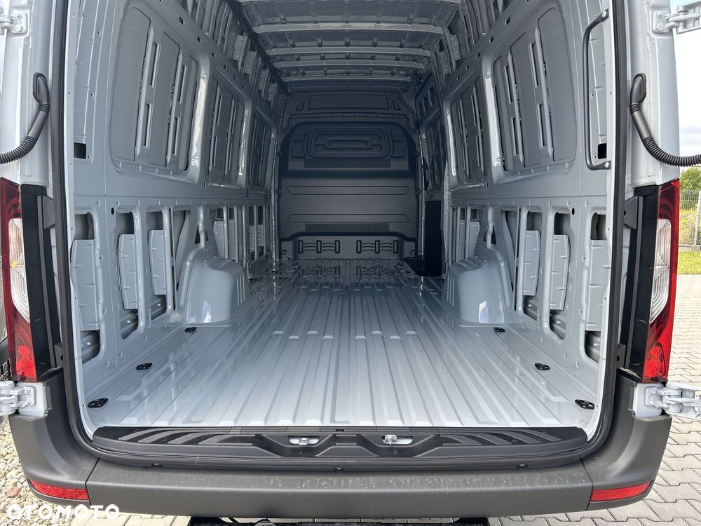 Mercedes-Benz Sprinter 319 CDI Extra Long PRO 9G-Tronic 15,5m3 - 12