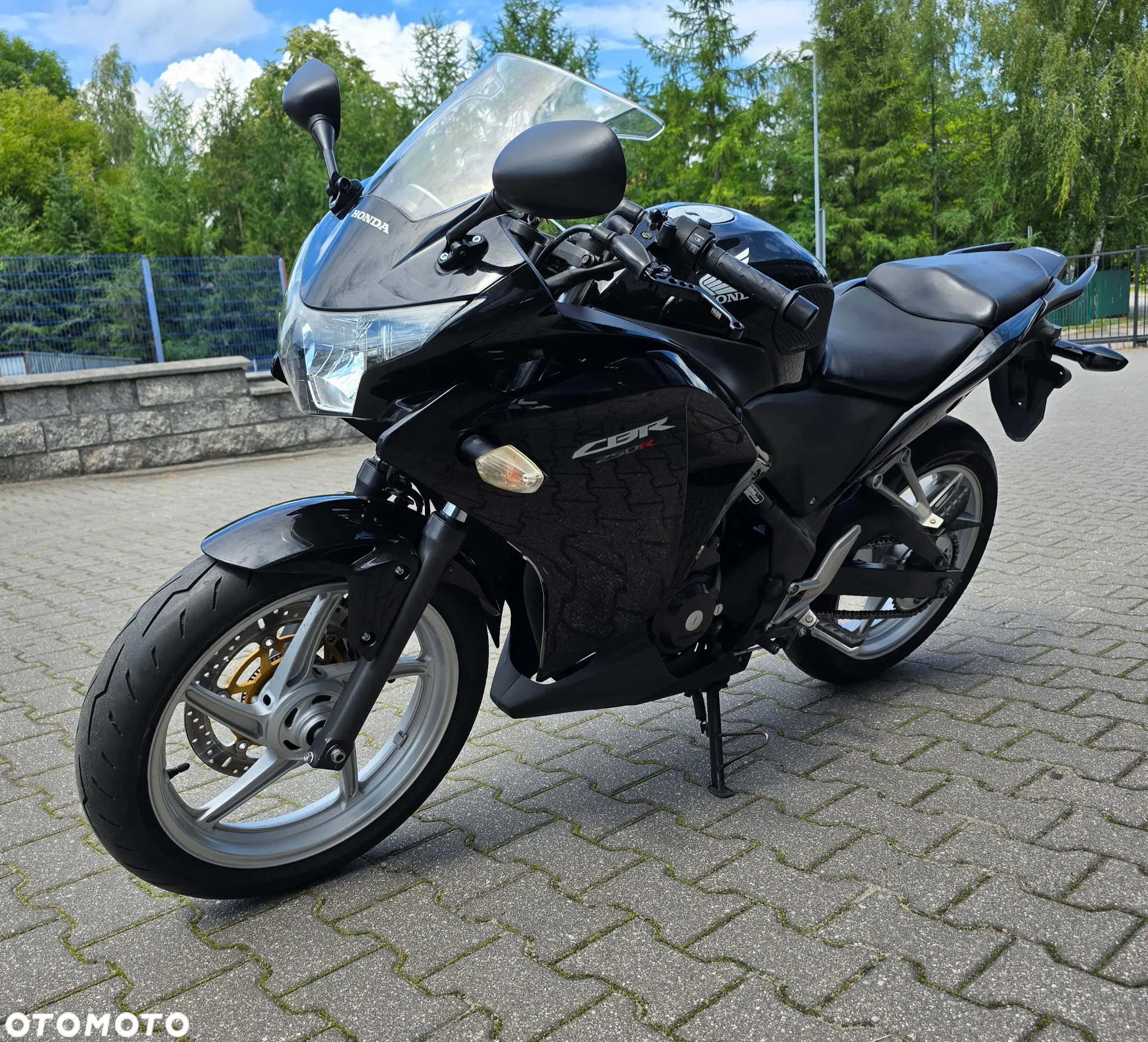 Honda CBR - 6