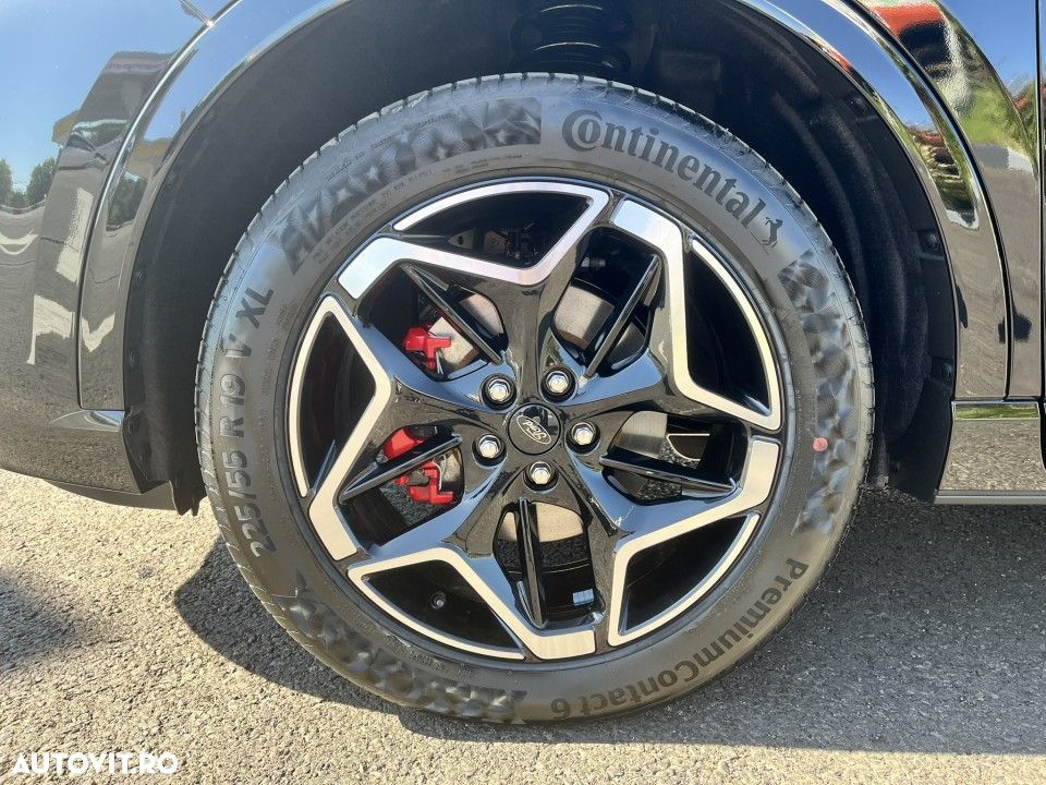 Ford Kuga - 11