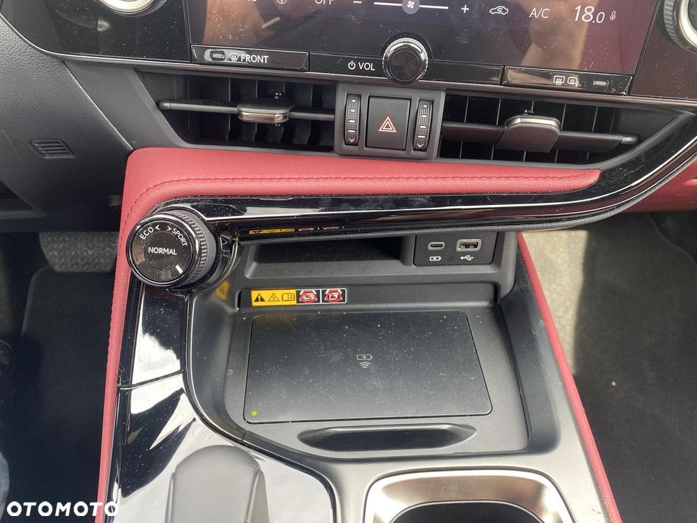 Lexus NX 350h Prestige AWD - 21