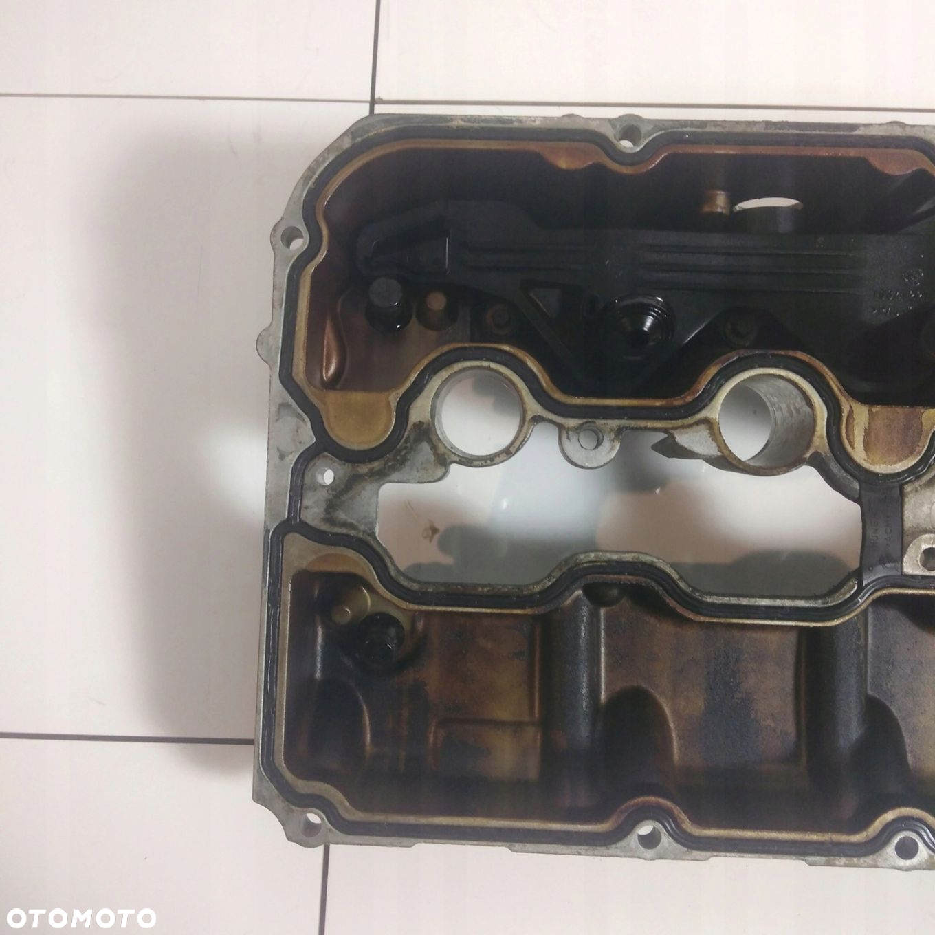 BMW F01 F10 4.4 V8 N63B44A POKRYWA ZAWORÓW LEWA - 6