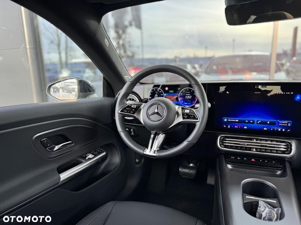 Mercedes-Benz CLA 180 mHEV 8G-DCT - 14