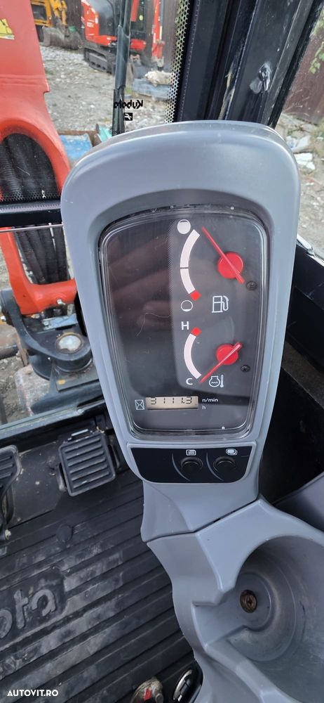 Kubota kx027 - 15