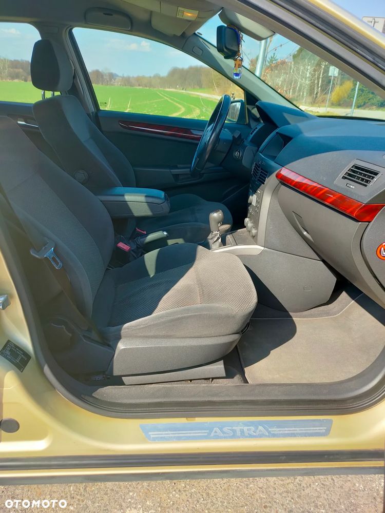 Opel Astra 1.8 Elegance - 35