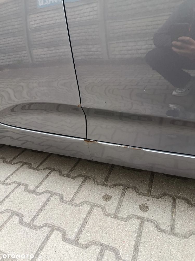 Hyundai Veloster 1.6 GDI Comfort - 10