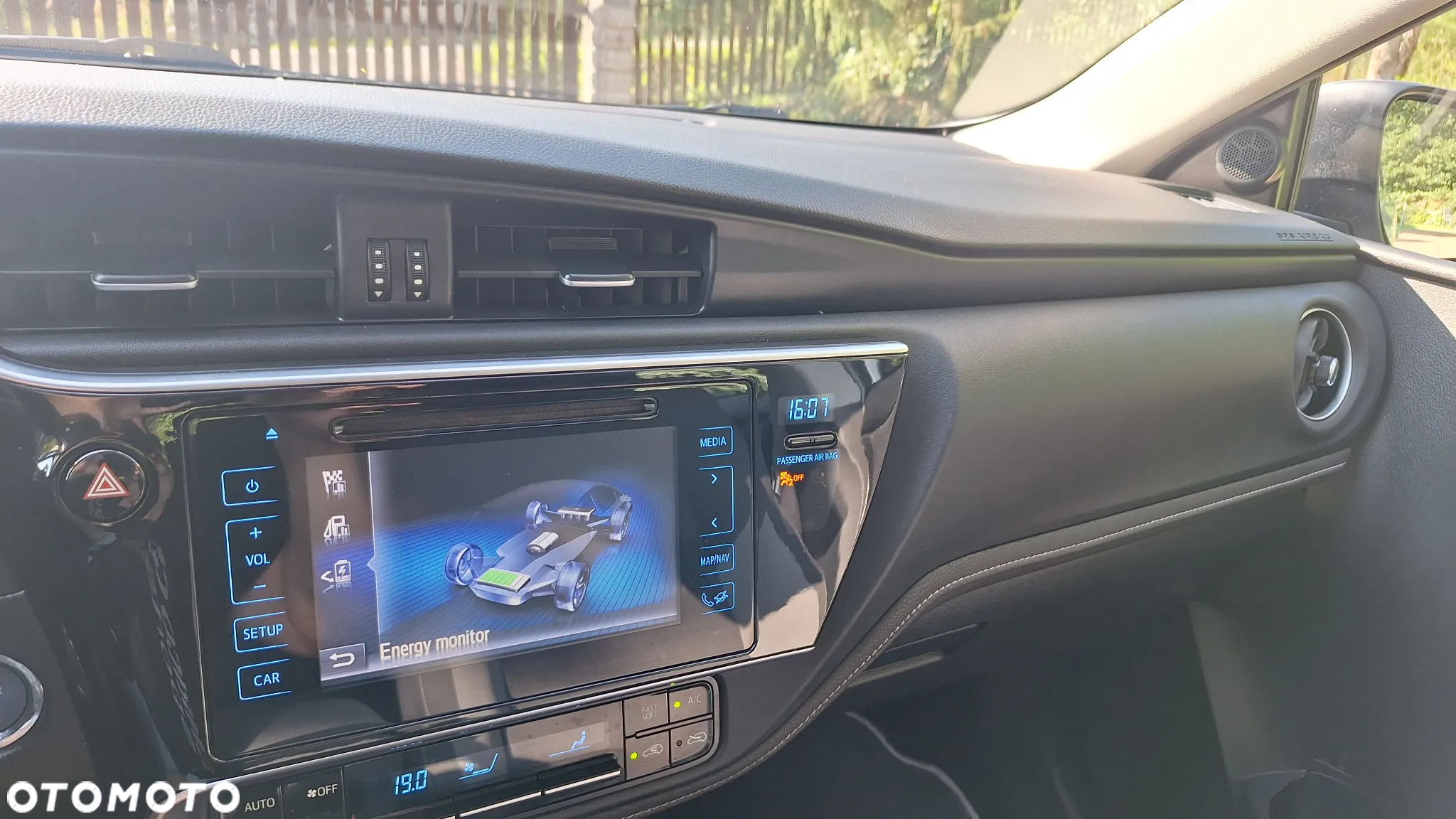 Toyota Auris 1.8 VVT-i Hybrid Automatik Style Selection - 15